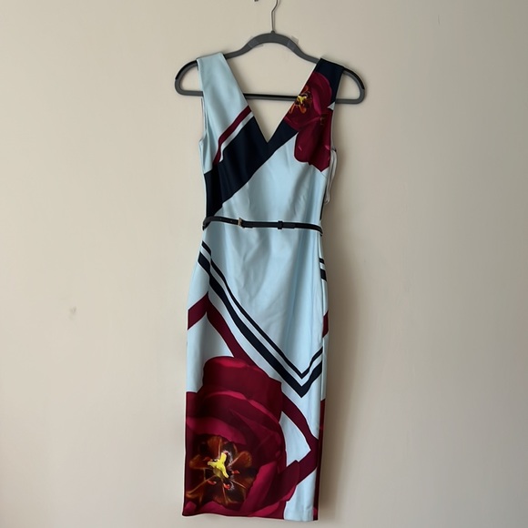 TED BAKER LONDON KAETII FLOWERED LATTICE BODYCON DRESS WITH LEATHER BELT - Picture 5 of 6